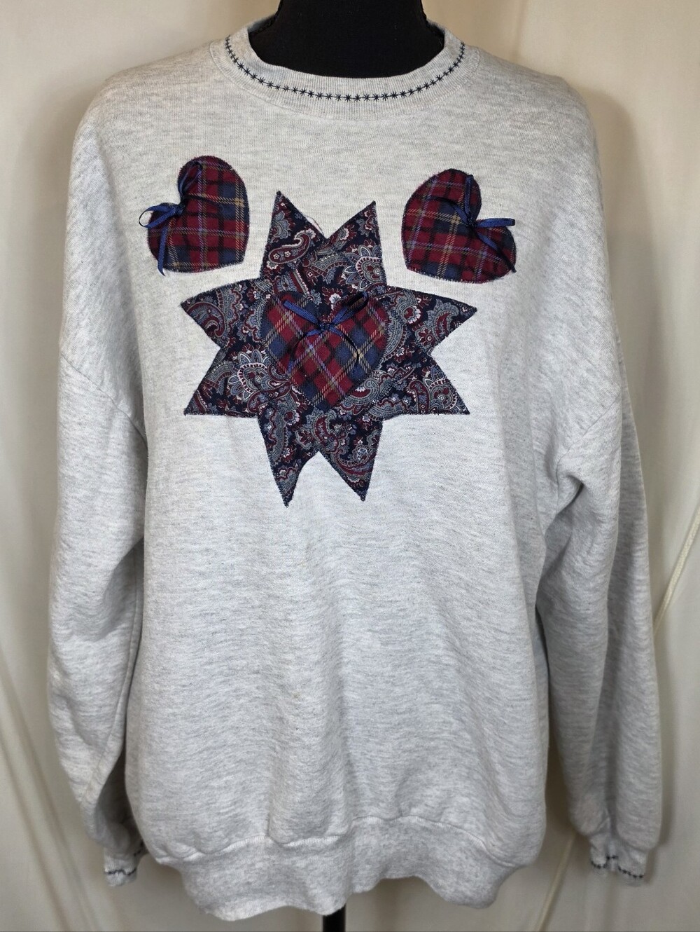 Vintage Jerzees Quilted Patchwork Star Heart Applique Crewneck Sweatshirt XL